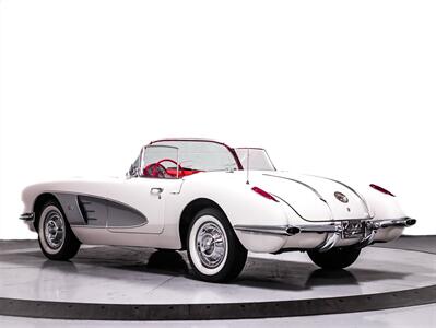 1958 Chevrolet Corvette TWO DOOR CONERTIBLE, FRONT ENGINE, MANUAL, RWD   - Photo 7 - Toronto, ON M3J 2L4