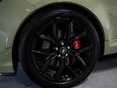 2022 Land Rover Range Rover Sport SVR Carbon Edition,ULTRA RARE 1OF29,AVOCADO PAINT   - Photo 13 - Toronto, ON M3J 2L4