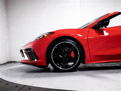 2023 Chevrolet Corvette C8 Convertible, 2LT, 490HP, NAV, HUD, BOSE   - Photo 9 - Toronto, ON M3J 2L4