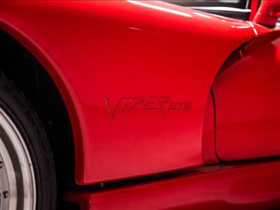 2002 Dodge Viper GTS, FINAL EDITION 014 of 360, V10, HENNESSEY   - Photo 9 - Toronto, ON M3J 2L4