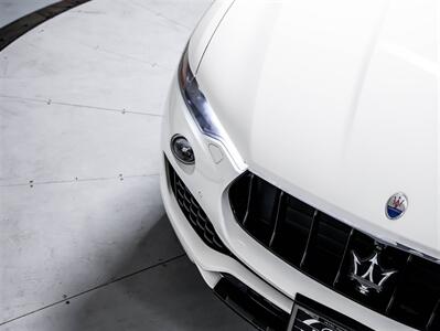 2018 Maserati Levante GRANSPORT, AWD, PANO, NAVI, HARMAN KARDON   - Photo 10 - Toronto, ON M3J 2L4