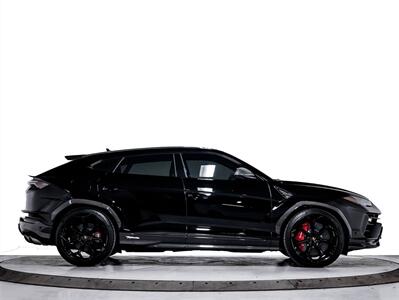 2023 Lamborghini Urus PERFORMANTE, 657HP, V8, CARBON CERAMIC BRAKES   - Photo 4 - Toronto, ON M3J 2L4