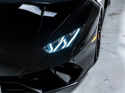 2018 Lamborghini Huracan LP640-4 PERFORMANTE, SPYDER, CARBON PKG, PPF   - Photo 13 - Toronto, ON M3J 2L4