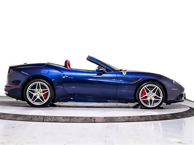 2017 Ferrari California T T Convertible, V8, 553HP, CARBON CERAMIC, NAV   - Photo 4 - Toronto, ON M3J 2L4