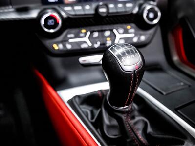 2017 Chevrolet Corvette Z06 Convertible, Z07 PKG, 3LZ, MANUAL, BREMBO, NAV   - Photo 28 - Toronto, ON M3J 2L4