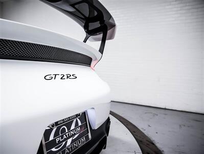 2018 Porsche 911 GT2 RS,WEISSACH PKG,MAGNESIUM RIMS,CF TRIM   - Photo 21 - Toronto, ON M3J 2L4