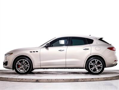 2017 Maserati Levante LUXURY, AWD, NAV, CAM, PANO, CARPLAY   - Photo 8 - Toronto, ON M3J 2L4