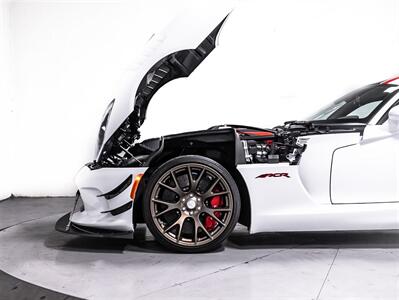 2016 Dodge Viper ACR, V10, 645HP, MANUAL, EXTREME AERO PACK, NAV, B   - Photo 8 - Toronto, ON M3J 2L4