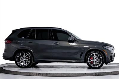 2023 BMW X5 XDRIVE 40I,M SPORT,CARBON FIBRE,HARMAN KARDON   - Photo 4 - Toronto, ON M3J 2L4