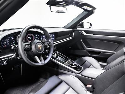 2021 Porsche 911 Turbo S CONVERTIBLE ,640HP, CARBON CERAMIC BRAKES   - Photo 22 - Toronto, ON M3J 2L4