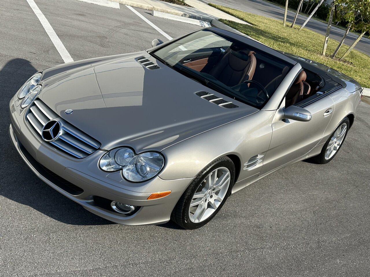 2007 Mercedes-Benz SL 550 50th Anniversary - Photo 2 - West Palm Beach, FL 33409
