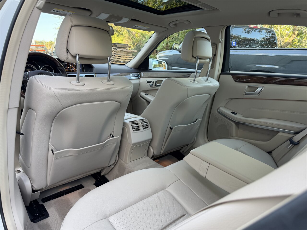 2014 Mercedes-Benz E 350 Sport   - Photo 33 - West Palm Beach, FL 33409