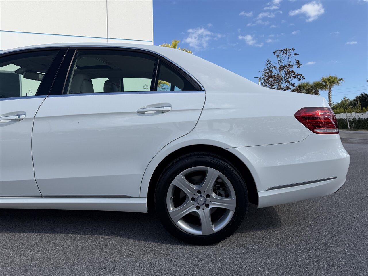 2014 Mercedes-Benz E 350 Sport   - Photo 14 - West Palm Beach, FL 33409