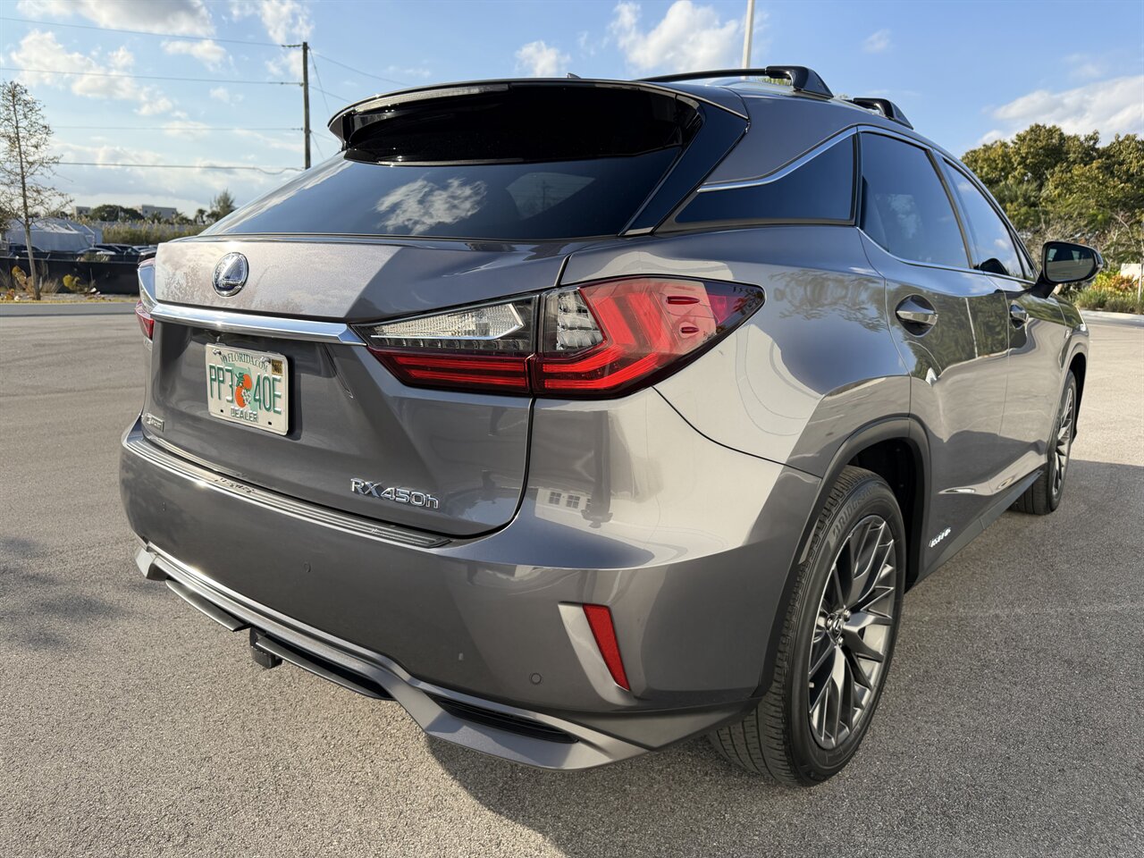 2019 Lexus RX 450h F SPORT   - Photo 32 - West Palm Beach, FL 33409