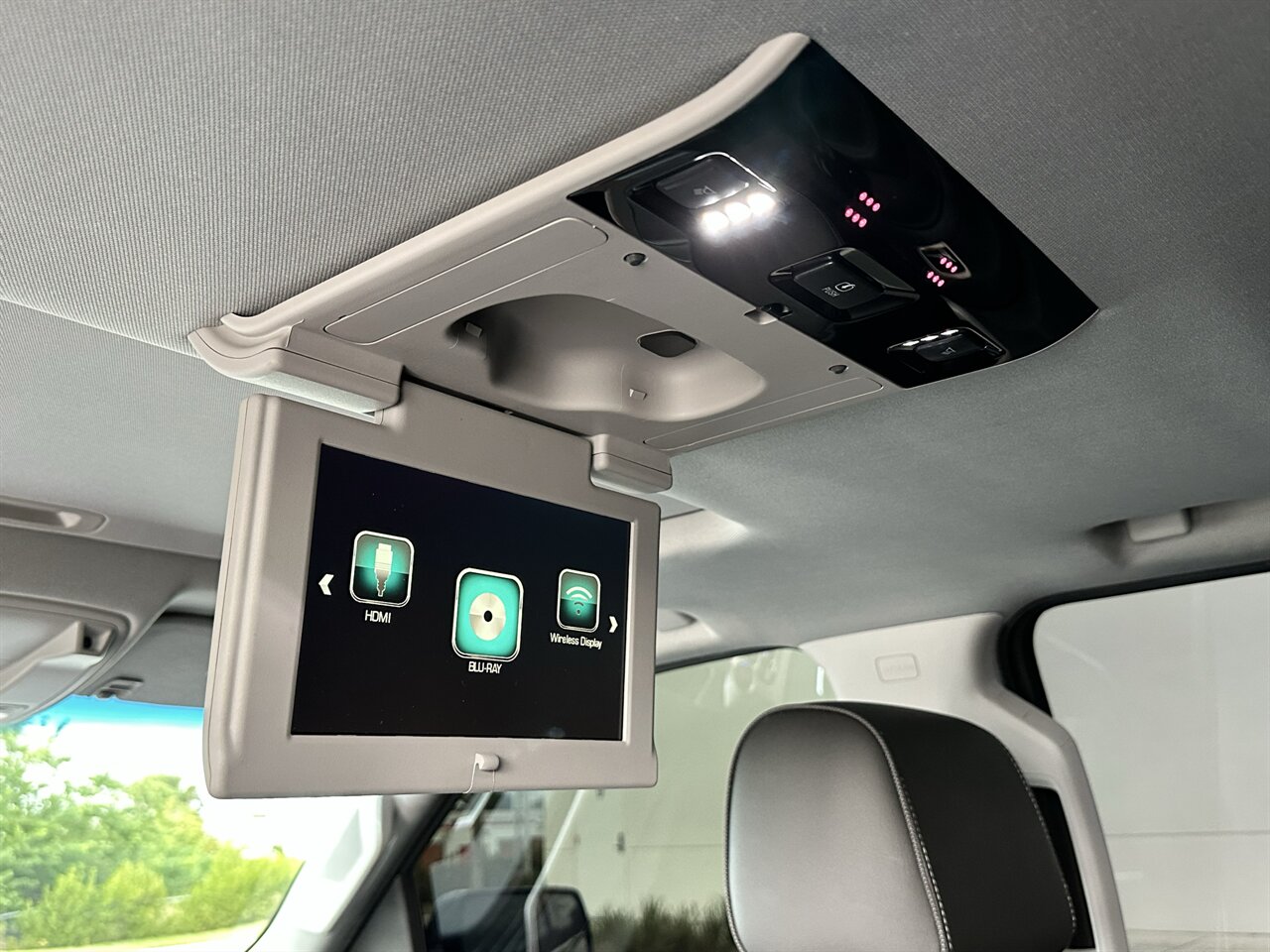 2019 GMC Yukon XL Denali   - Photo 16 - West Palm Beach, FL 33409