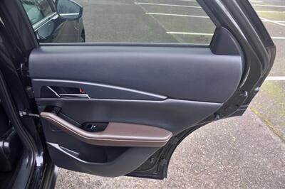 2024 Mazda CX-30 2.5 S Premium   - Photo 20 - Hillsboro, OR 97124