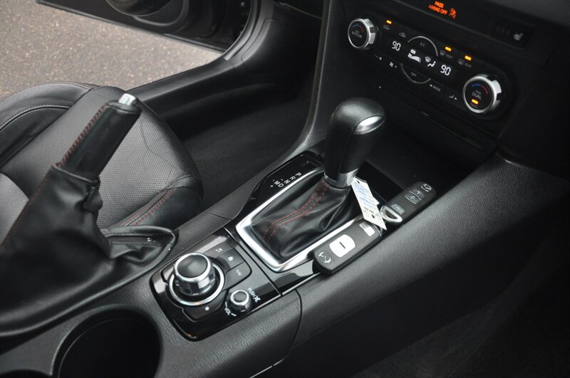 2014 Mazda MAZDA3 s Grand Touring - Photo 23 - Hillsboro, OR 97124