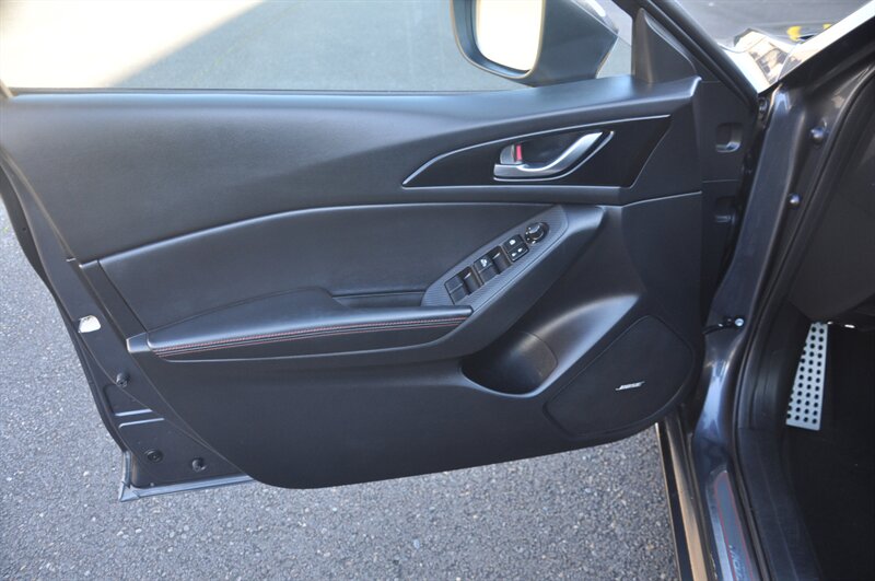 2014 Mazda MAZDA3 s Grand Touring - Photo 13 - Hillsboro, OR 97124