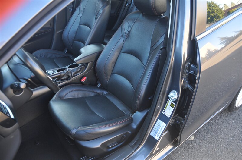 2014 Mazda MAZDA3 s Grand Touring - Photo 14 - Hillsboro, OR 97124