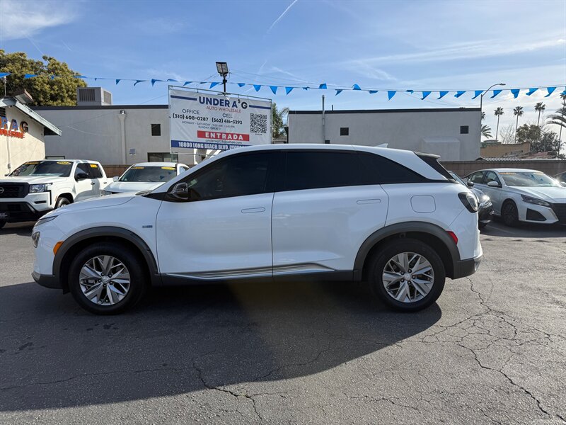 2019 Hyundai NEXO Blue  
