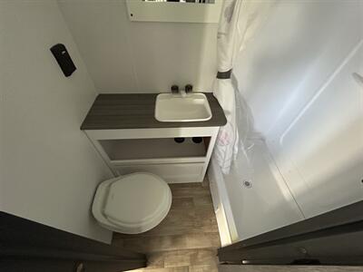 2021 Keystone Hideout 186SS - Photo 12 - Oregon City, OR 97045