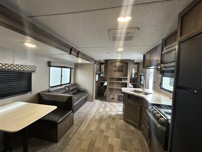 2020 Dutchmen Coleman Lantern 263BH - Photo 5 - Oregon City, OR 97045