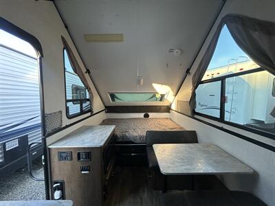 2021 Forest River Flagstaff 21DMHW - Photo 4 - Oregon City, OR 97045