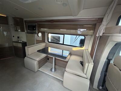 2015 Winnebago Navion 24J   - Photo 9 - Oregon City, OR 97045