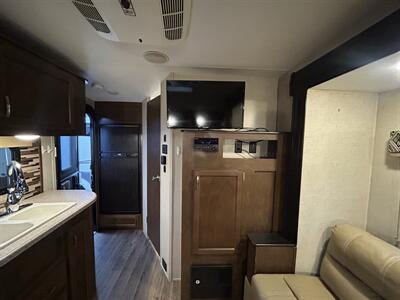 2018 Venture RV Sonic 190VRB   - Photo 8 - Oregon City, OR 97045