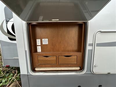 2016 Highland Ridge RV Open Range Light 272RLS - Photo 4 - Oregon City, OR 97045