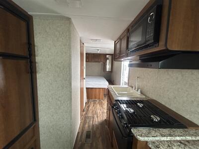 2017 Prime Time Avenger 20RD - Photo 5 - Oregon City, OR 97045