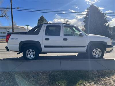 2004 Chevrolet Avalanche 1500   - Photo 6 - Englewood, CO 80113