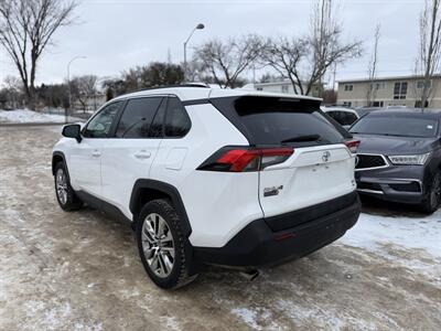 2021 Toyota RAV4 XLE   - Photo 4 - Edmonton, AB T5W 1E5