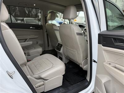 2021 Volkswagen Atlas V6 SEL Premium R-Line 4Motion - Photo 8 - Edmonton, AB T5W 1E5