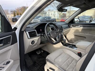 2021 Volkswagen Atlas V6 SEL Premium R-Line 4Motion - Photo 11 - Edmonton, AB T5W 1E5