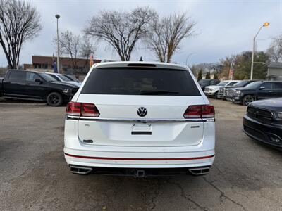 2021 Volkswagen Atlas V6 SEL Premium R-Line 4Motion - Photo 5 - Edmonton, AB T5W 1E5