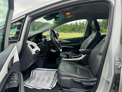 2021 Chevrolet Bolt EV Premier   - Photo 11 - Gladstone, OR 97027