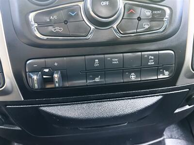 2014 RAM 1500 SLT , HEMI Engine ! pickup Truck  4X4 - Photo 28 - Gladstone, OR 97027