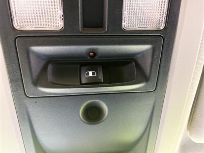 2014 RAM 1500 SLT , HEMI Engine ! pickup Truck  4X4 - Photo 34 - Gladstone, OR 97027