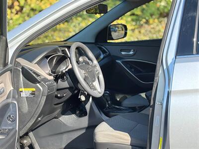 2016 Hyundai SANTA FE Sport Santa Fe Sport SUV  Well Kept ! - Photo 14 - Gladstone, OR 97027