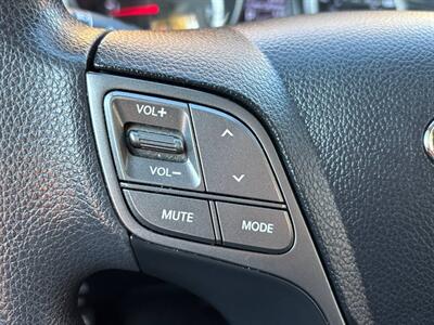 2016 Hyundai SANTA FE Sport Santa Fe Sport SUV  Well Kept ! - Photo 18 - Gladstone, OR 97027