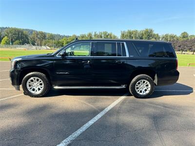 2017 GMC Yukon XL SLT  