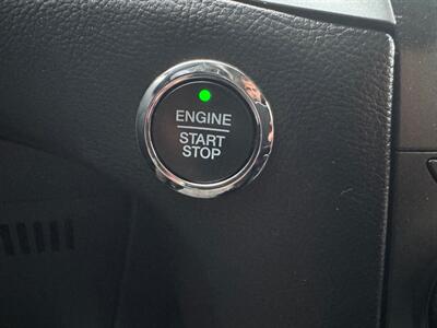 2017 Ford Edge SE AWD SUV  Clean title , Low Miles ! - Photo 21 - Gladstone, OR 97027