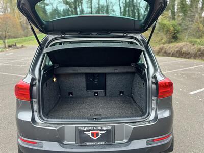 2015 Volkswagen Tiguan SE 4Motion (AWD ) Fully Loaded ! - Photo 20 - Gladstone, OR 97027