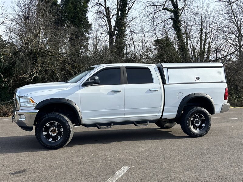 2012 RAM 2500 Big Horn  4X4 ! Lifted !