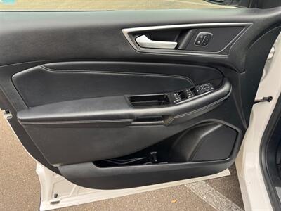 2016 Ford Edge Titanium SUV  4X4 , Fully Loaded ! - Photo 32 - Gladstone, OR 97027