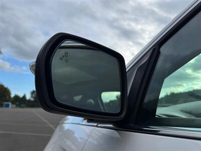 2016 Ford Edge Titanium SUV  4X4 , Fully Loaded ! - Photo 9 - Gladstone, OR 97027