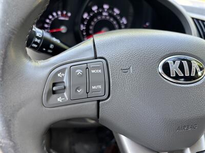 2015 Kia Sportage EX 4X4 , Gas Saver SUV ! - Photo 28 - Gladstone, OR 97027