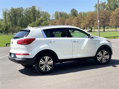 2015 Kia Sportage EX 4X4 , Gas Saver SUV ! - Photo 22 - Gladstone, OR 97027