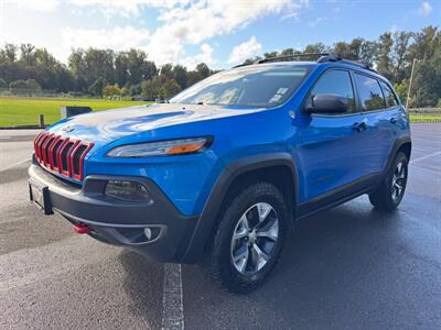 2018 Jeep Cherokee Trailhawk SUV  4X4 , Low Miles ! - Photo 26 - Gladstone, OR 97027